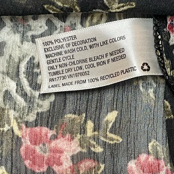 Xhileration Popover Kimono, Sheer Black Floral Flowy Crocheted Oversized, XS/S - Picture 4 of 9